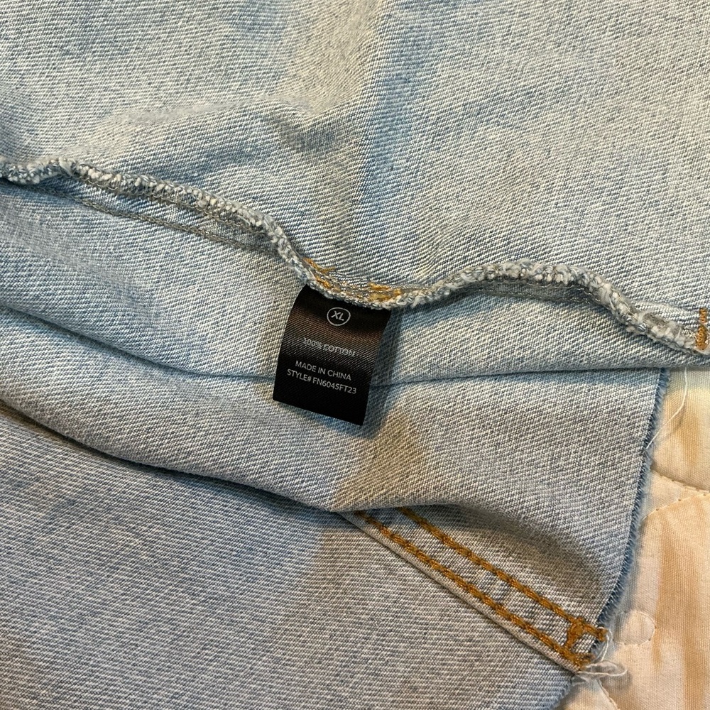 Fashion Nova Light Wash Ripped Denim Vest - Picture 5 of 5